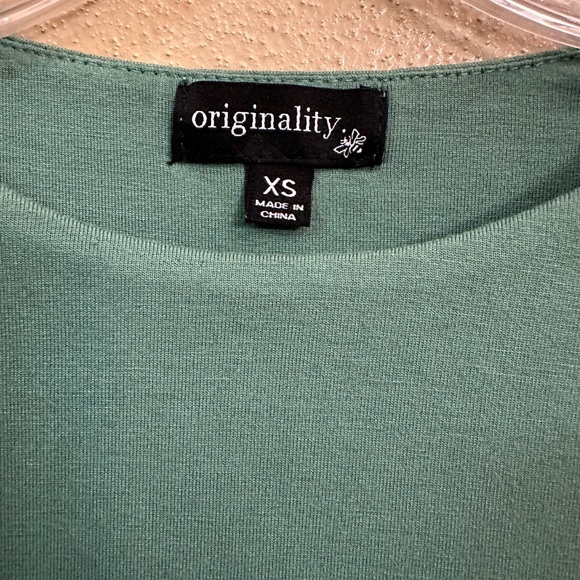 Dry Goods - Originality Double Layered Rib Tee Emerald - Picture 3 of 3